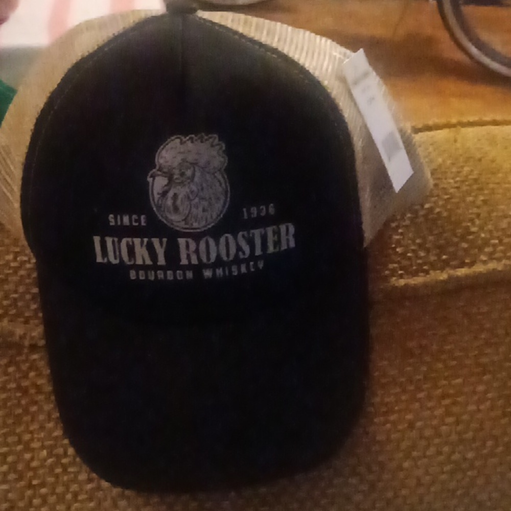 Since 1936 LUCKY ROOSTER bourbon whiskey - Picture 2 of 5